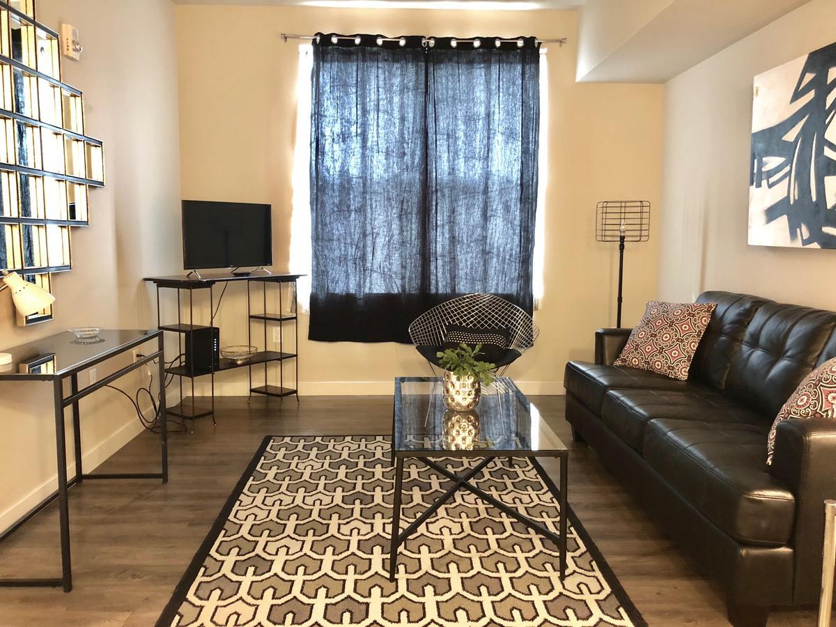 Chestnut Place Aparthotel Denver